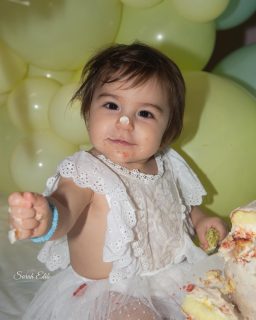 JAYLA #sarahelibphotography #photographer #sydneyphotographer #photoinspo #love #emailforenquiries #photooftheday #followme #potd #potn #follow #f4f #first #celebrations #familylove #baby #birthday #babygirl #babyboy #celebrations #family #familylove #baptism #christening #firstshoot #firstbirthday #newborn #newbornphotography #babies #birthday